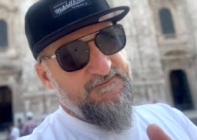 Francesco durante un transfer Verona-Milano